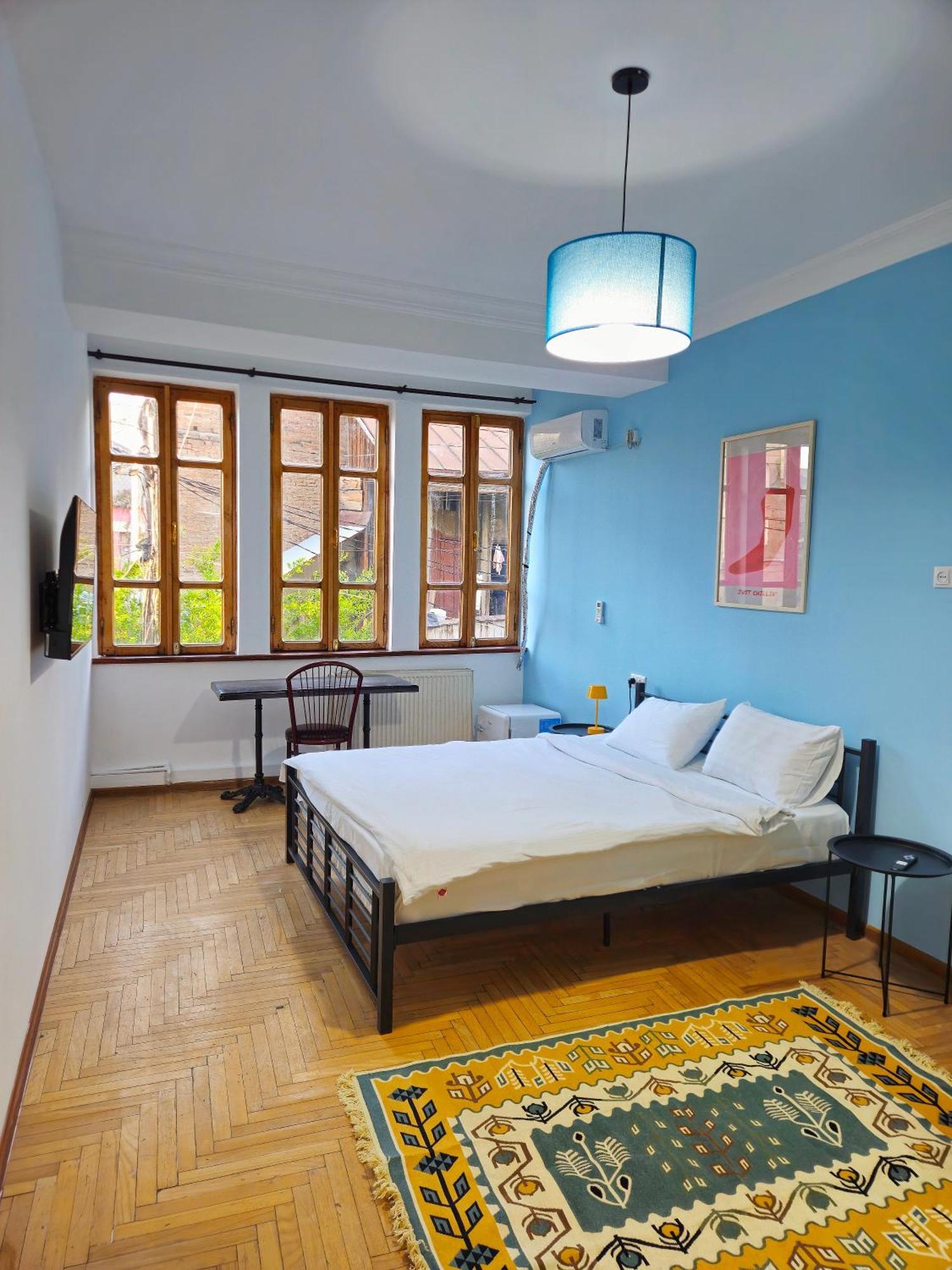 Sunny Hotel Tiflis Dış mekan fotoğraf
